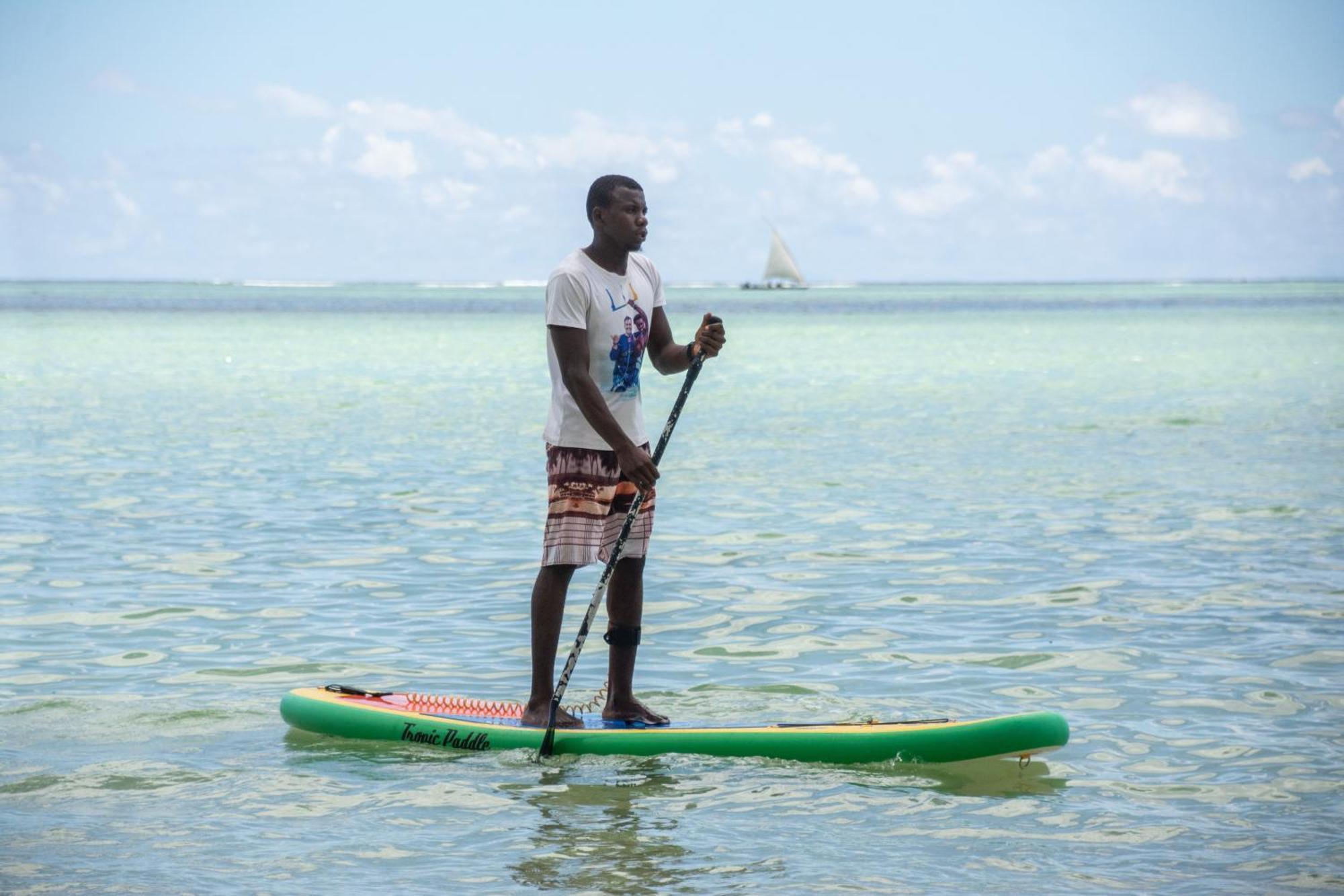 Royal Mandarin Hotel & Resort Pwani Mchangani Buitenkant foto