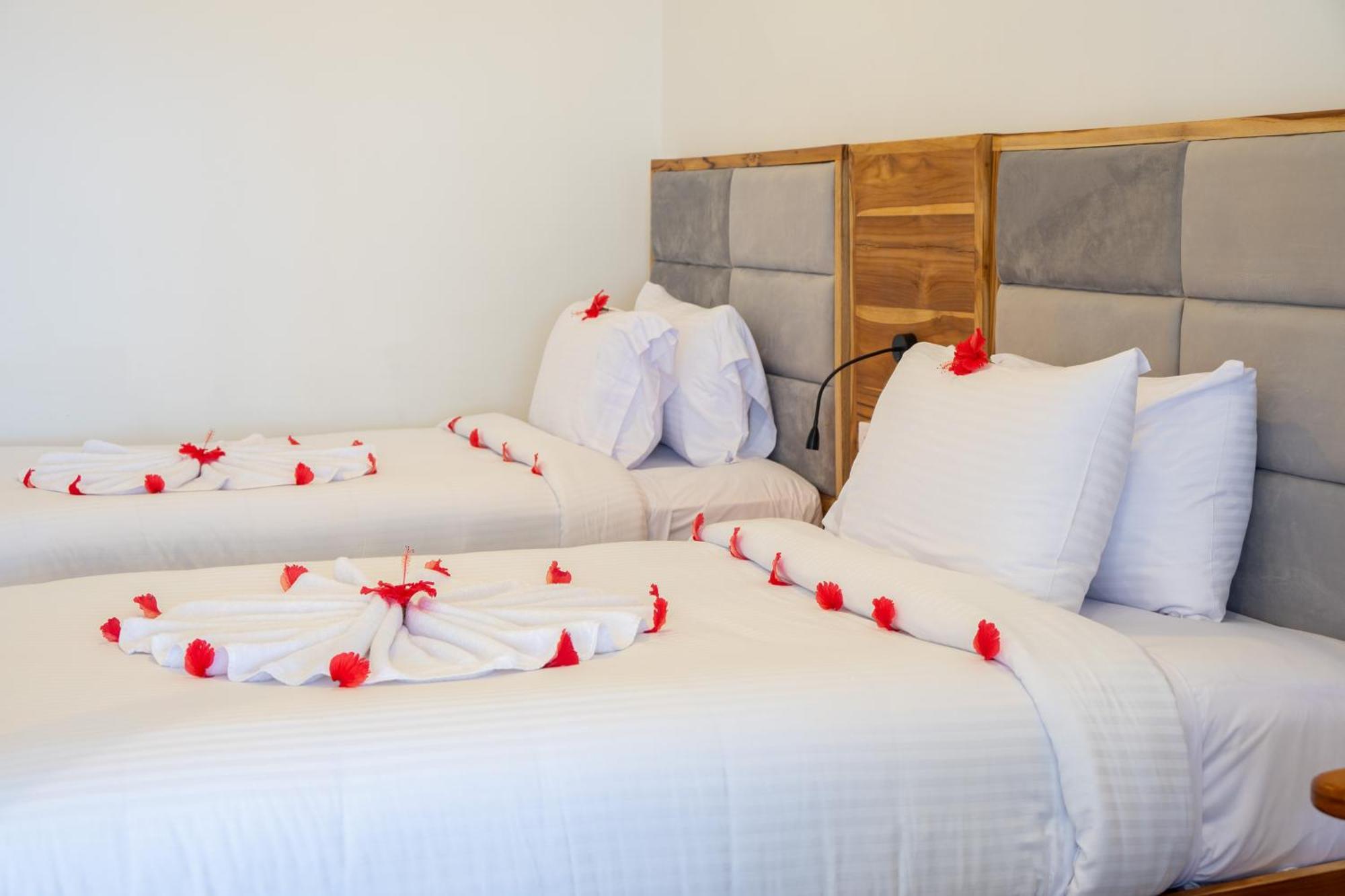 Royal Mandarin Hotel & Resort Pwani Mchangani Buitenkant foto